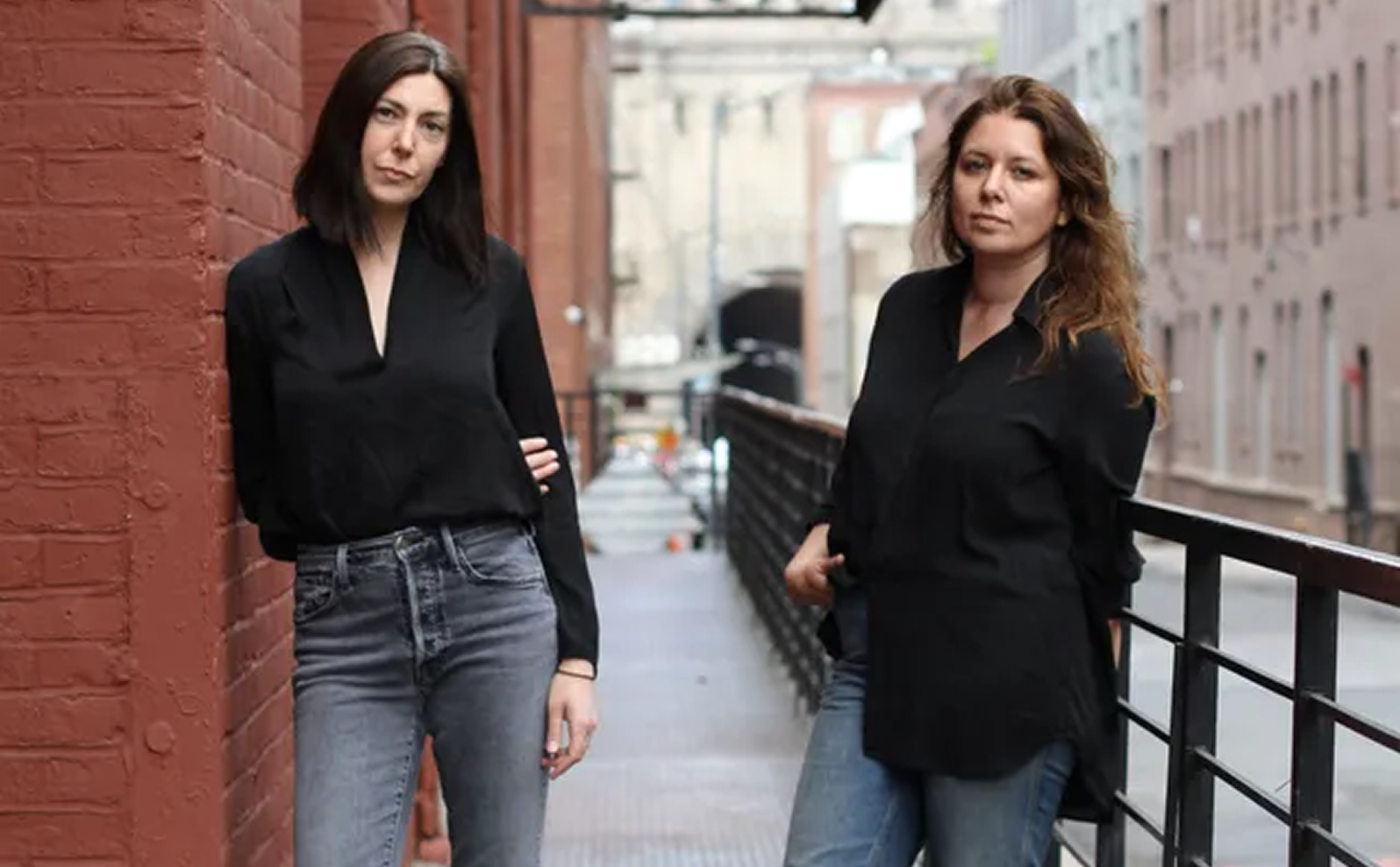 Mammoth principals Maryana Grinshpun and Jessica Maktal in a Dumbo alleyway